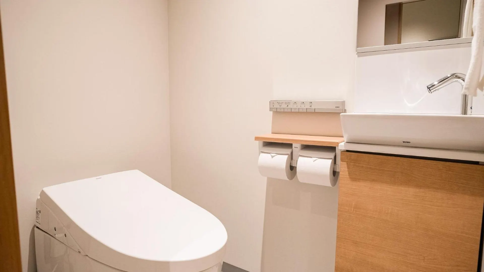 Wayfarer Gojo Hotel Kyoto